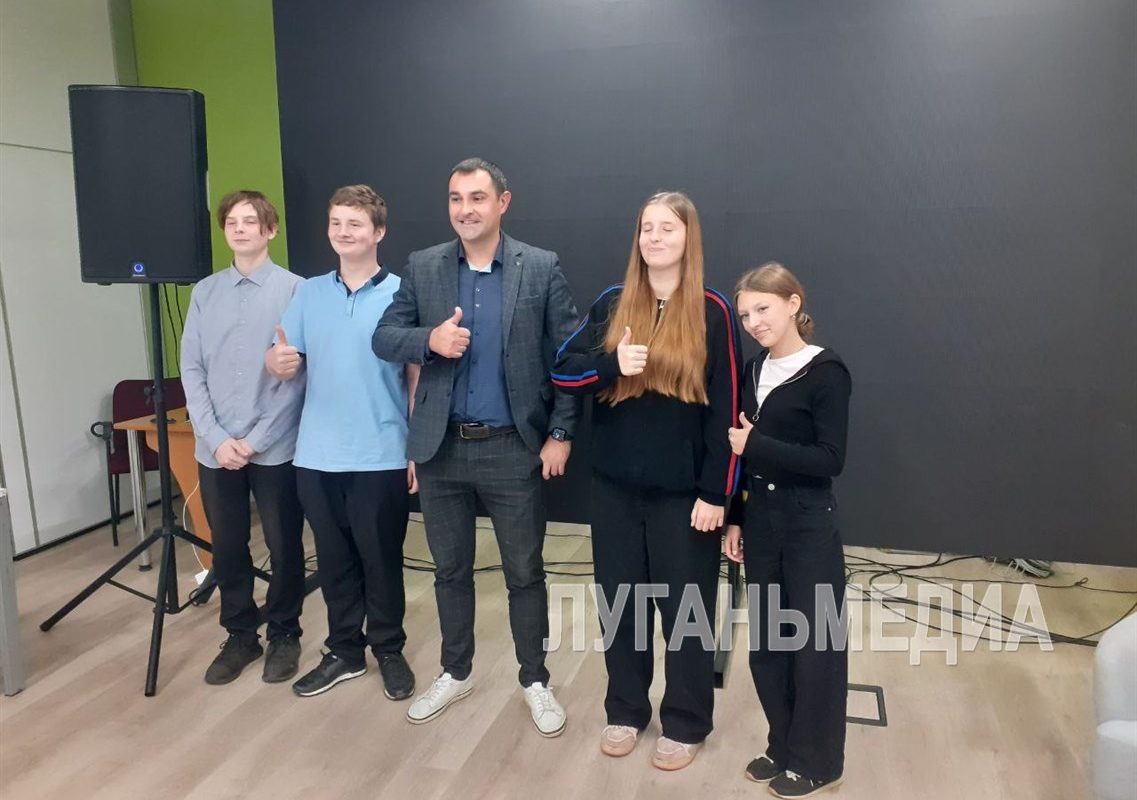 Минтопэнерго ЛНР провел мастер-лекцию для школьников Луганска «Россия – энергетическая держава»