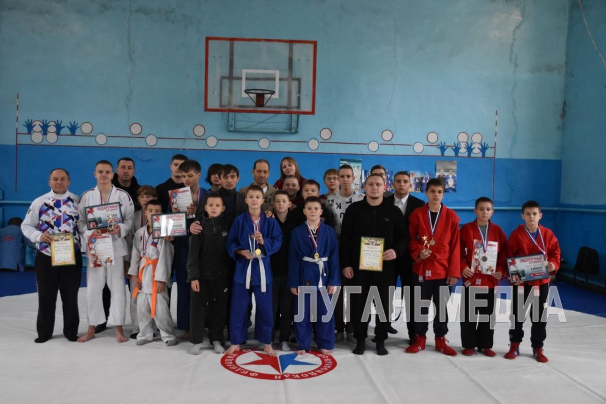В Ровеньках состоялась открытая спортивная тренировка