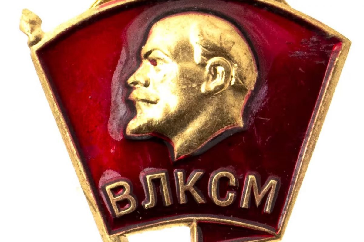 Комсомол научил не пасовать перед трудностями, быть добрее и лучше