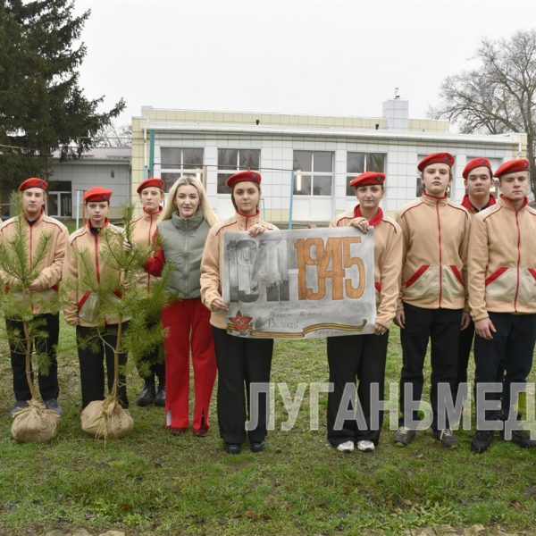 Высадка деревьев в рамках акции «Аллея Памяти» состоялась в Марковском округе