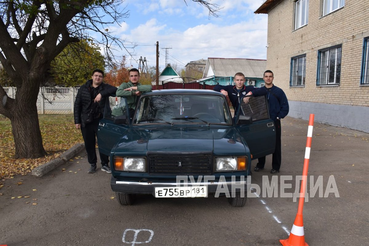 В Краснодоне прошли соревнования «Автопрофи-2025» для студентов КФИиМ