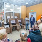 Руководитель Минцифры ЛНР провел занятие по цифровой грамотности