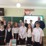 Школьники Металлиста узнали о том, как цифровые привычки меняют мир