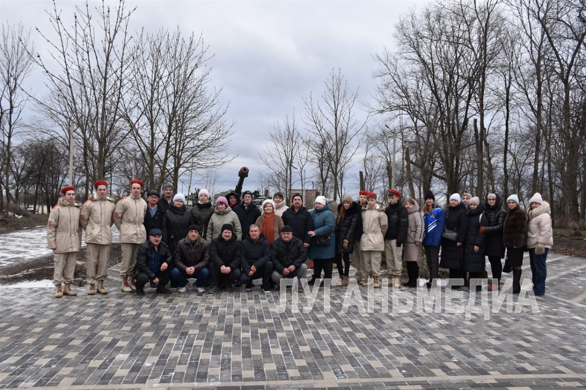 В Перевальске состоялось открытие обновленного мемориального комплекса