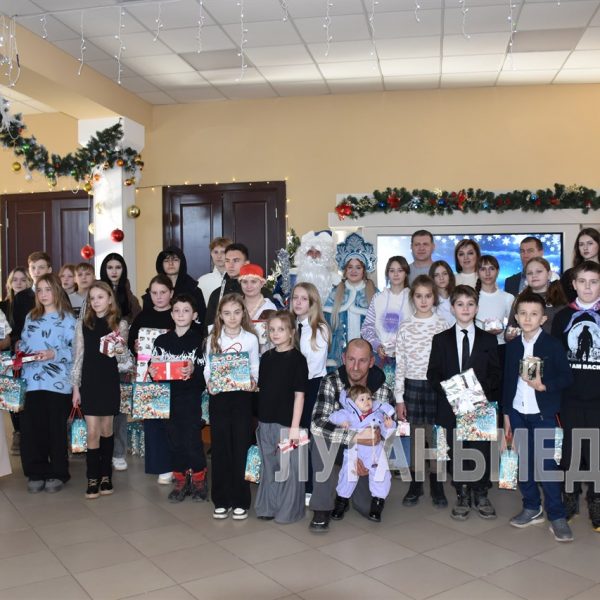 Регион-шеф Калужская область исполнила желания юных первомайцев в рамках благотворительной акции «Елка добра»