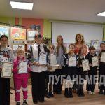 В Первомайске открылась первая городская выставка, посвященная Международному дню художника