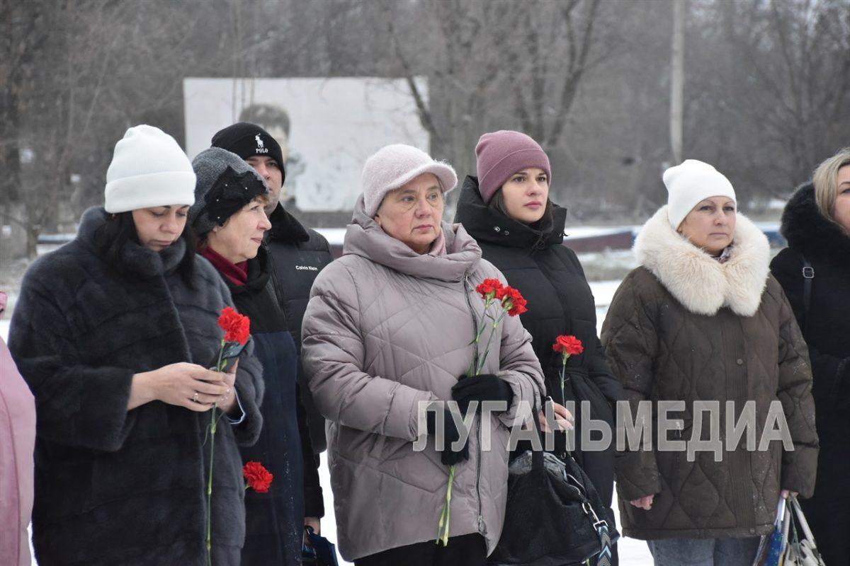 В День Героев Отечества в Перевальске состоялся торжественный митинг