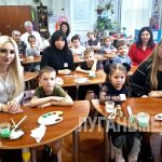 В Красном Луче родители дошколят попробовали себя в роли воспитателей