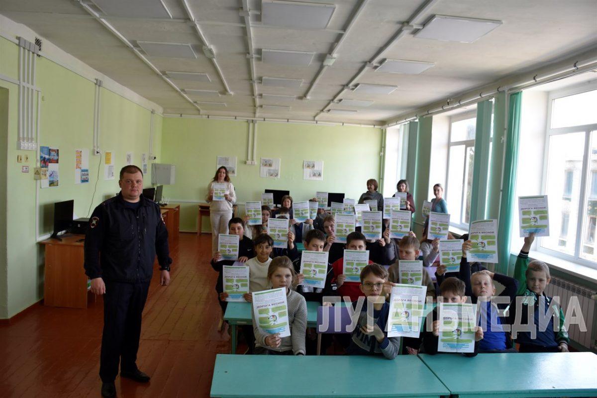 В Марковском округе детям напомнили о безопасности на дорогах перед каникулами