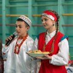 В стахановской школе провели фестиваль народов России