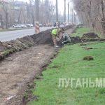 В Свердловске благоустраивают общественную территорию в рамках проекта «Формирование комфортной городской среды»