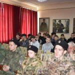 Передвижная выставка «Образ защитника Отечества в живописных произведениях» открылась в Стаханове