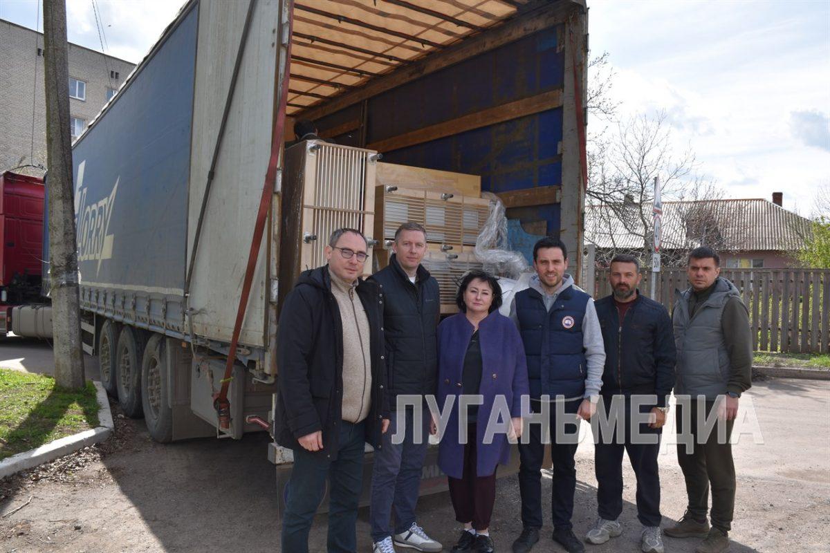 Регион-шеф Калужская область передала в Первомайский округ мебель для школы и развивающие игры для детских&hellip;