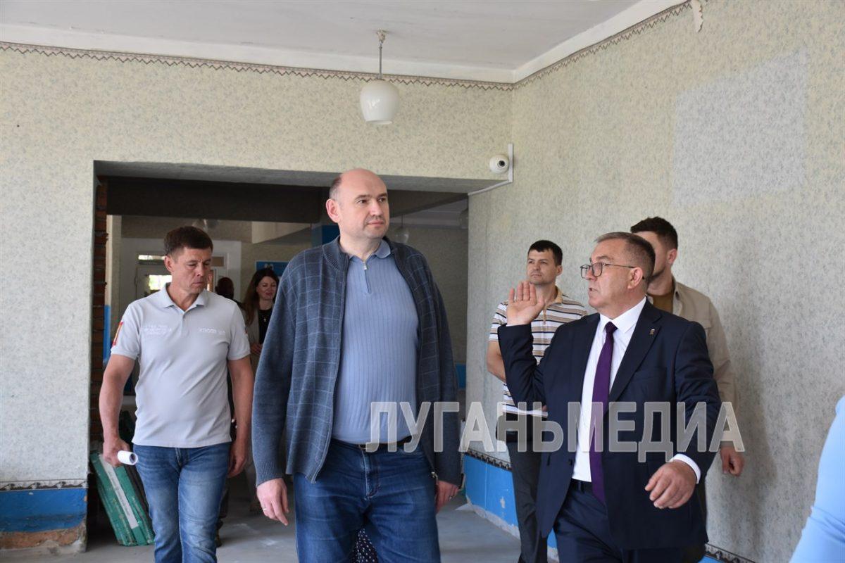 Перевальский муниципальный округ с рабочим визитом посетил губернатор Оренбургской области Евгений Солнцев