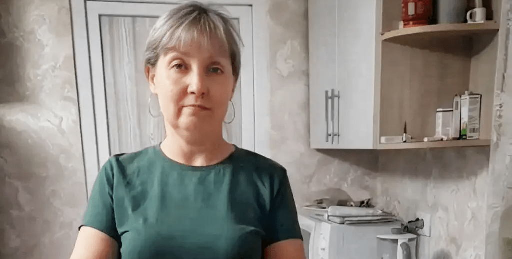 Волонтер Лилия Костина помогает фронту не словом, а делом