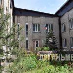 В Брянке в рамках нацпроекта «Семья» восстанавливают ясли-сад «Золотой улей»