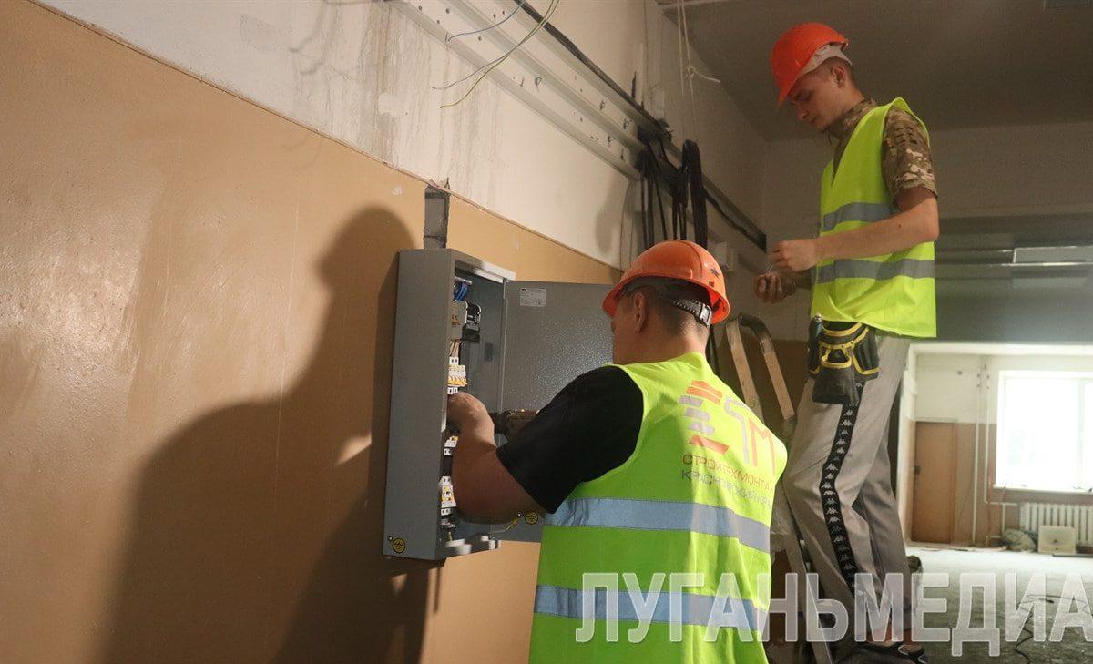 В Свердловской многопрофильной больнице в корпусе травматологии идет капитальный ремонт