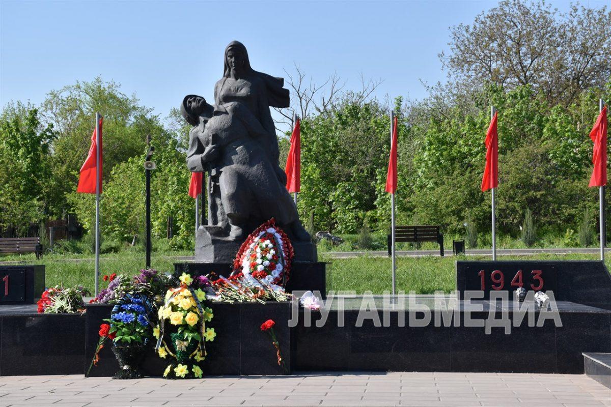 Жители Первомайска почтили память советских воинов, сражавшихся и отдавших свои жизни в годы Великой Отечественной&hellip;