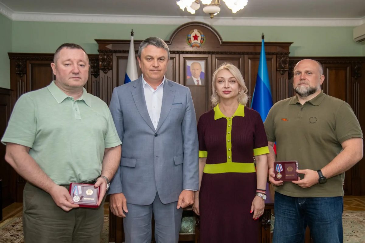 Леонид Пасечник: «Накануне Дня медицинского работника отметили тех, кто вносит неоценимый вклад в развитие здравоохранения&hellip;