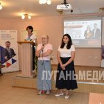 В Красном Луче прошла ярмарка вакансий