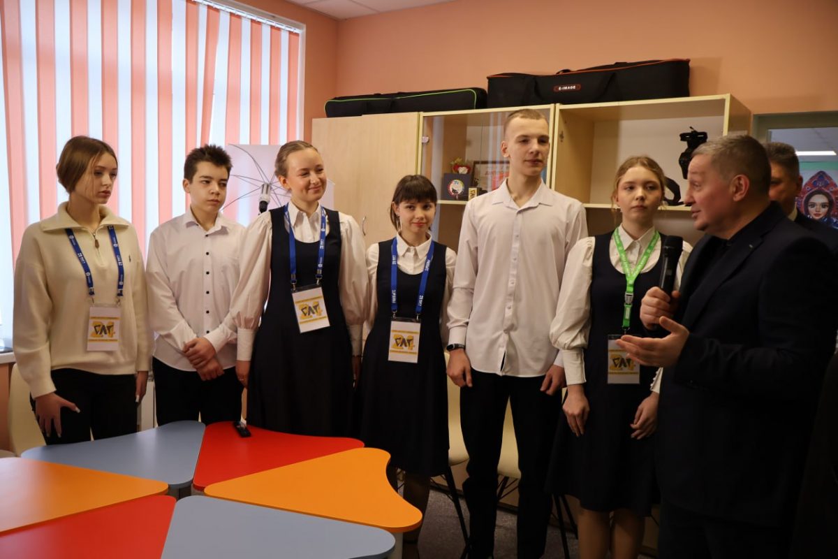 Школьный телецентр «СЛГ-24» обновил состав команды и продолжает работу
