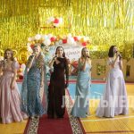 В школах Лутугинского округа прошли выпускные