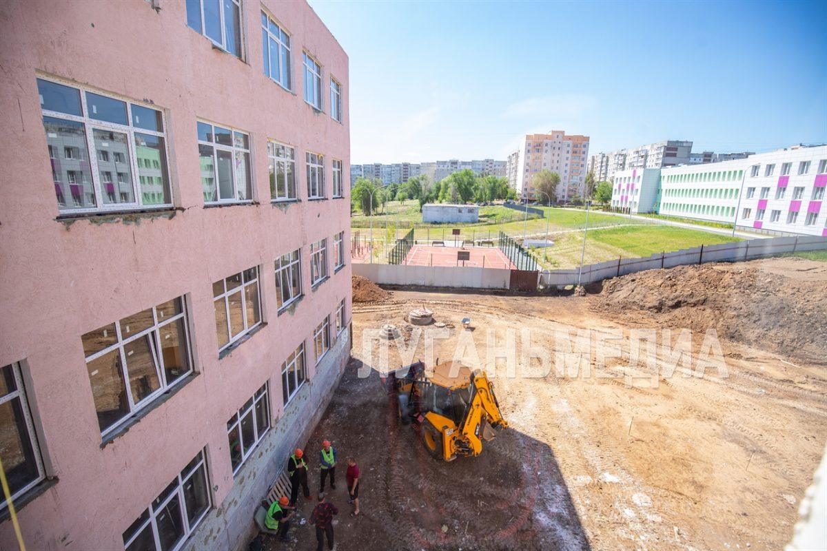 Глава города Луганска Яна Пащенко посетила объект капитального ремонта и переоснащения – Луганское учебно-воспитательное объединение…