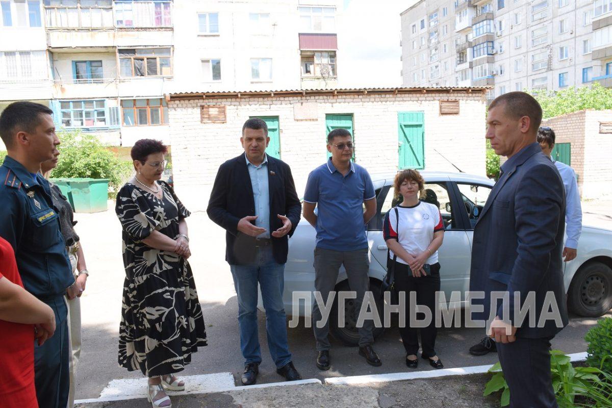 В Первомайске прошел общественный контроль за ходом работ по ремонту детского сада