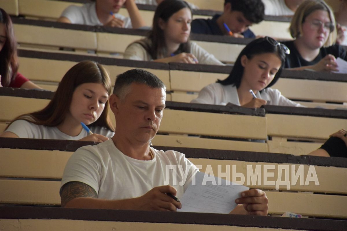 В ДонГТУ проходят вступительные экзамены для абитуриентов, поступающих на программы высшего образования