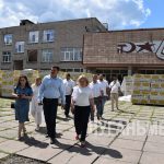 В Алчевске единороссы и общественность проверили ход ремонтных работ в учреждениях образования города