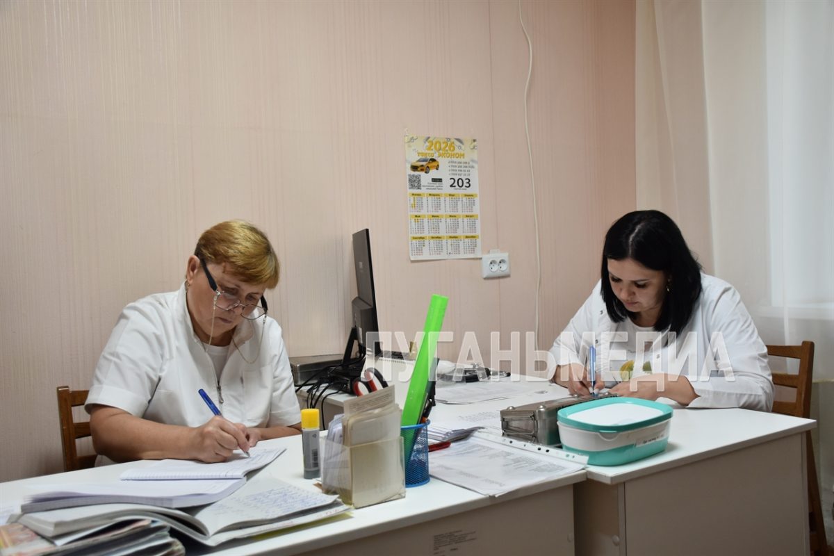 В Перевальске продолжаются профилактические осмотры детей