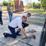 В Станице Луганской почтили память погибших 12 лет назад в результате авиаудара ВСУ