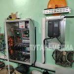 В Стаханове продолжаются работы по замене лифтового оборудования