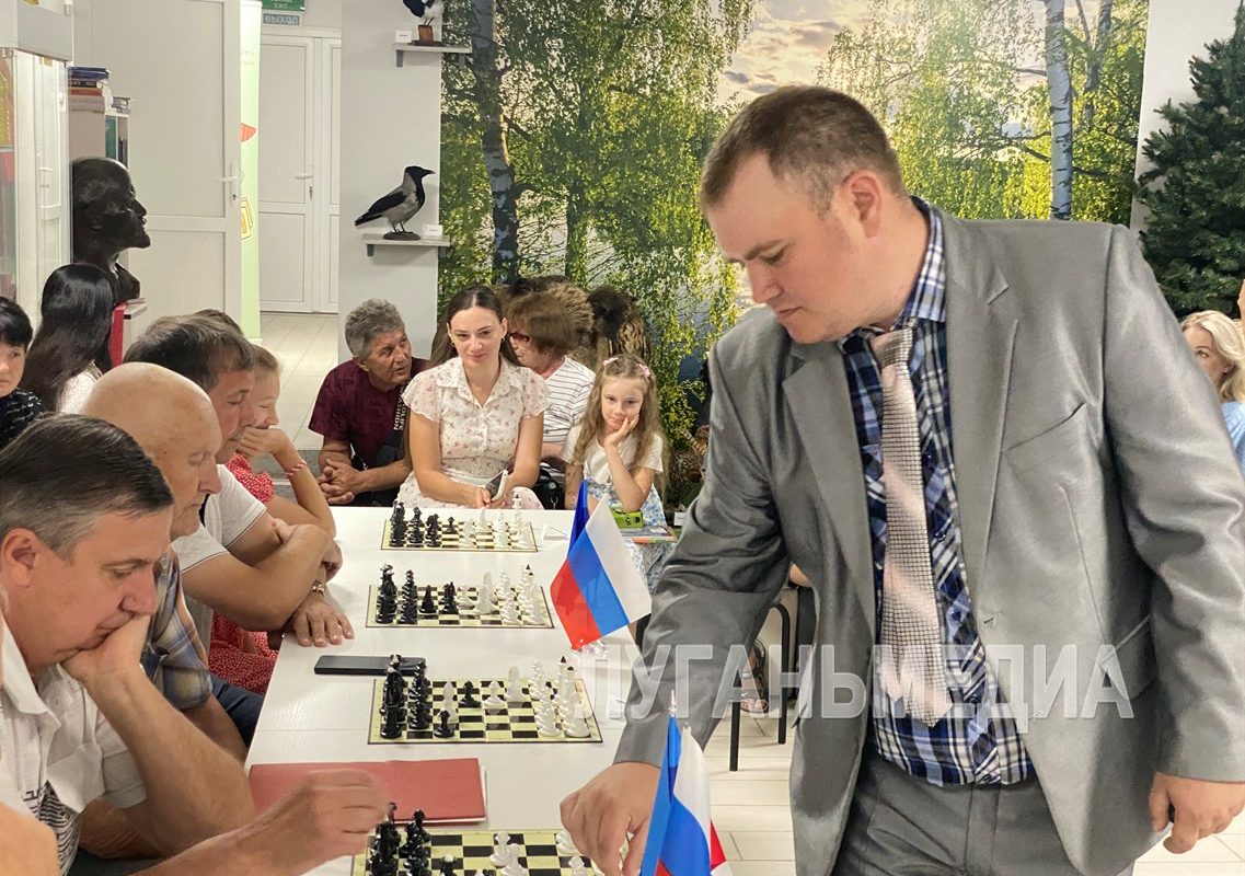 В Меловском краеведческом музее прошел «Турнир мастеров «Шахматы без границ»