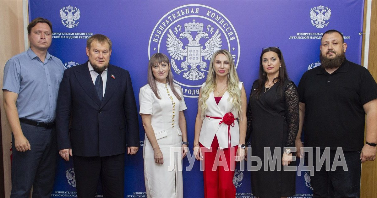 Кандидаты в депутаты Госдумы РФ от «Единой России» подали заявления на регистрацию