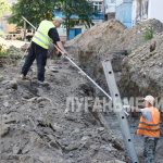 В Брянке единороссы проинспектировали ход работ по замене магистрального канализационного коллектора в микрорайоне Молодежный