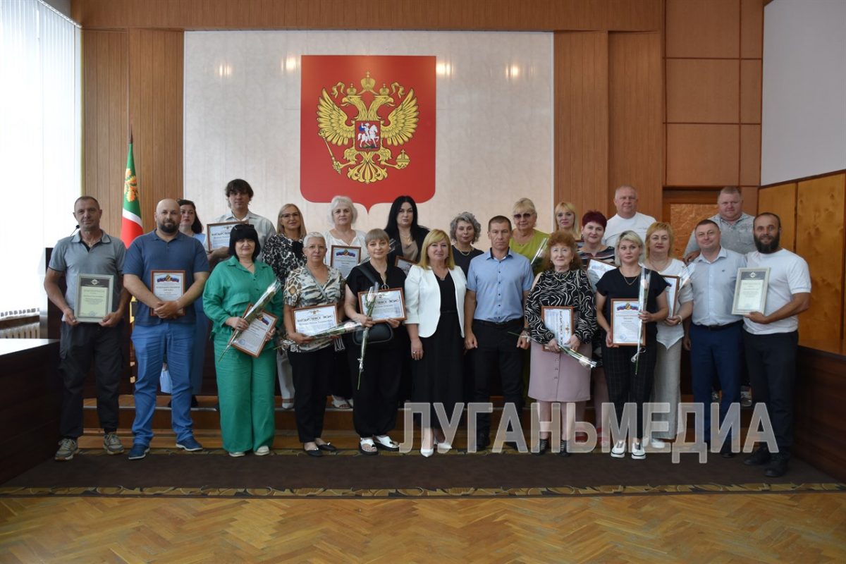В Первомайске поздравили с профессиональным праздником работников торговли