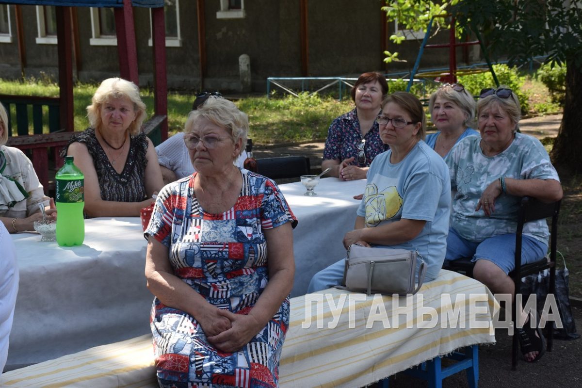 В Стаханове прошло выездное заседание клуба матерей «Вместе мы сильнее»