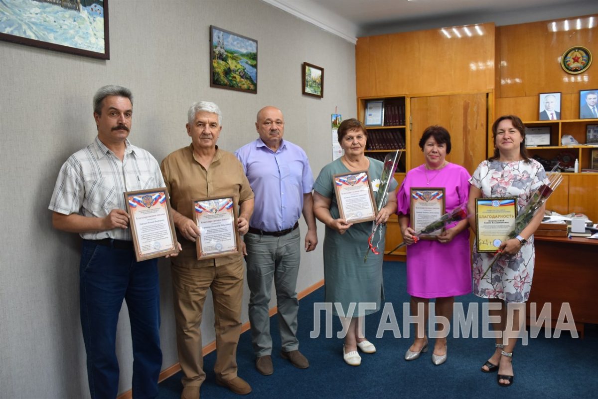 Лучших работников сферы физической культуры и спорта Кировского городского округа поздравили с Днем физкультурника