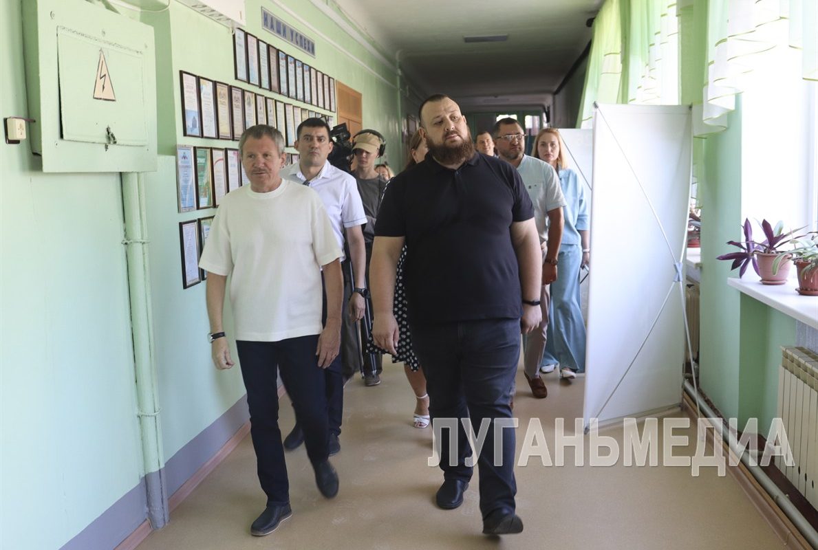 Ремонт Свердловского колледжа проверили депутаты «Единой России»