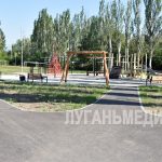 Благоустройство сквера на улице Щетинина в Брянке близится к завершению