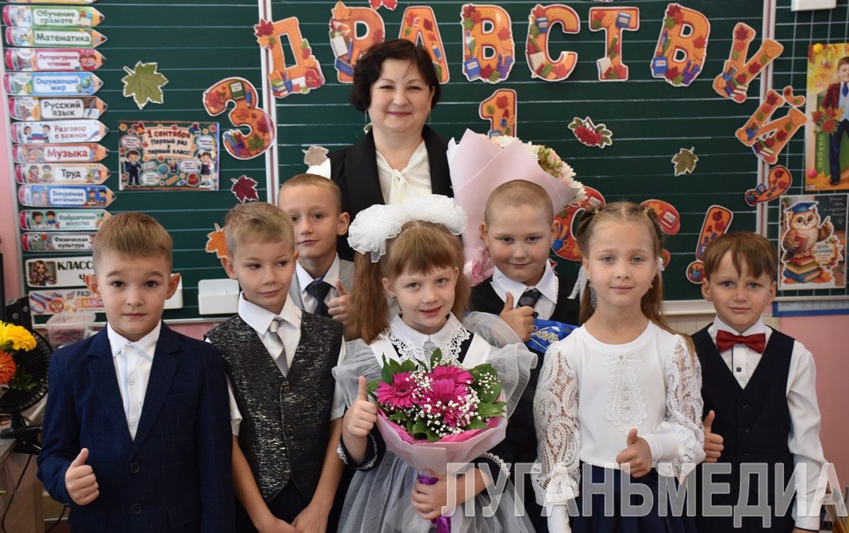В образовательных учреждениях Брянки стартовал новый учебный год 