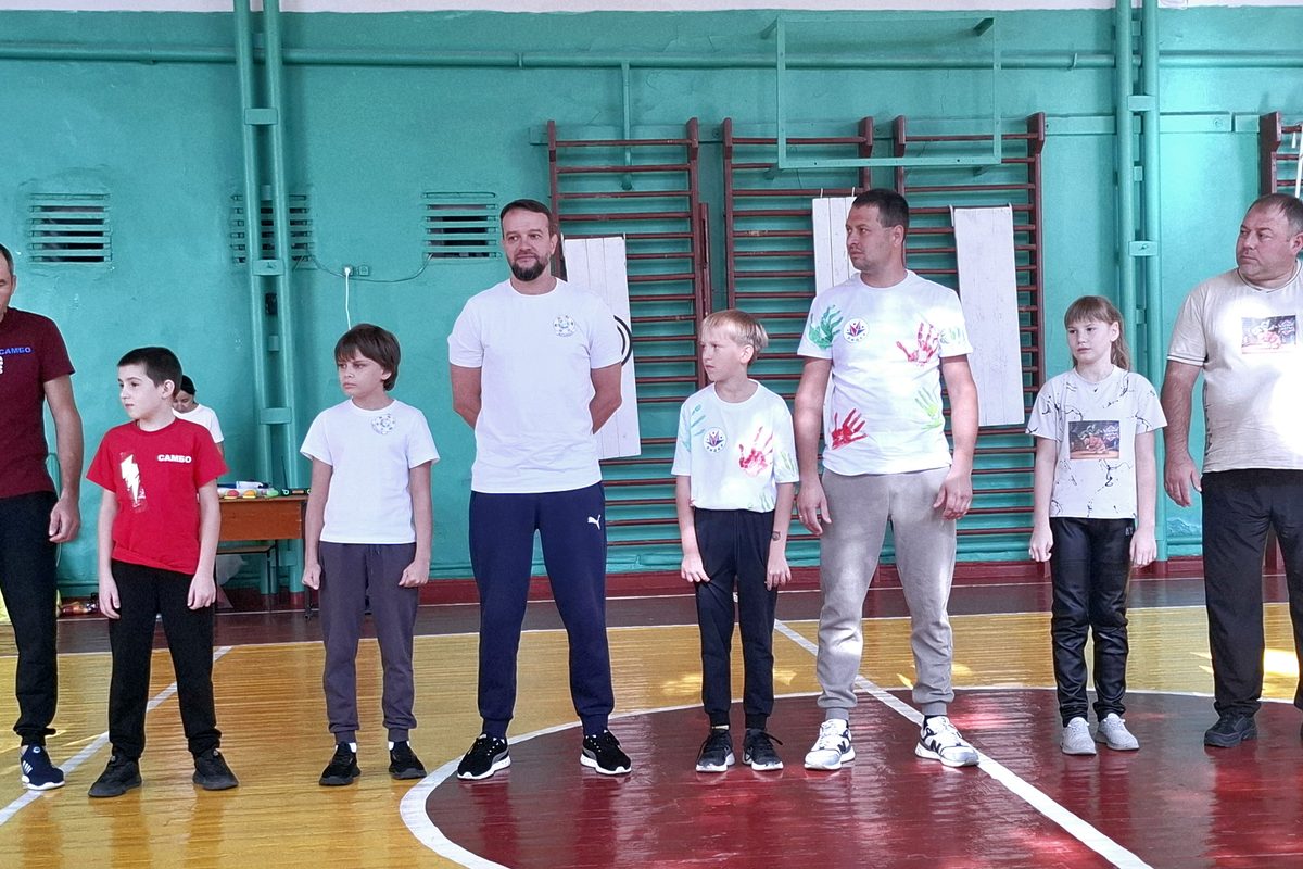 В Красном Луче прошли «Весёлые старты»